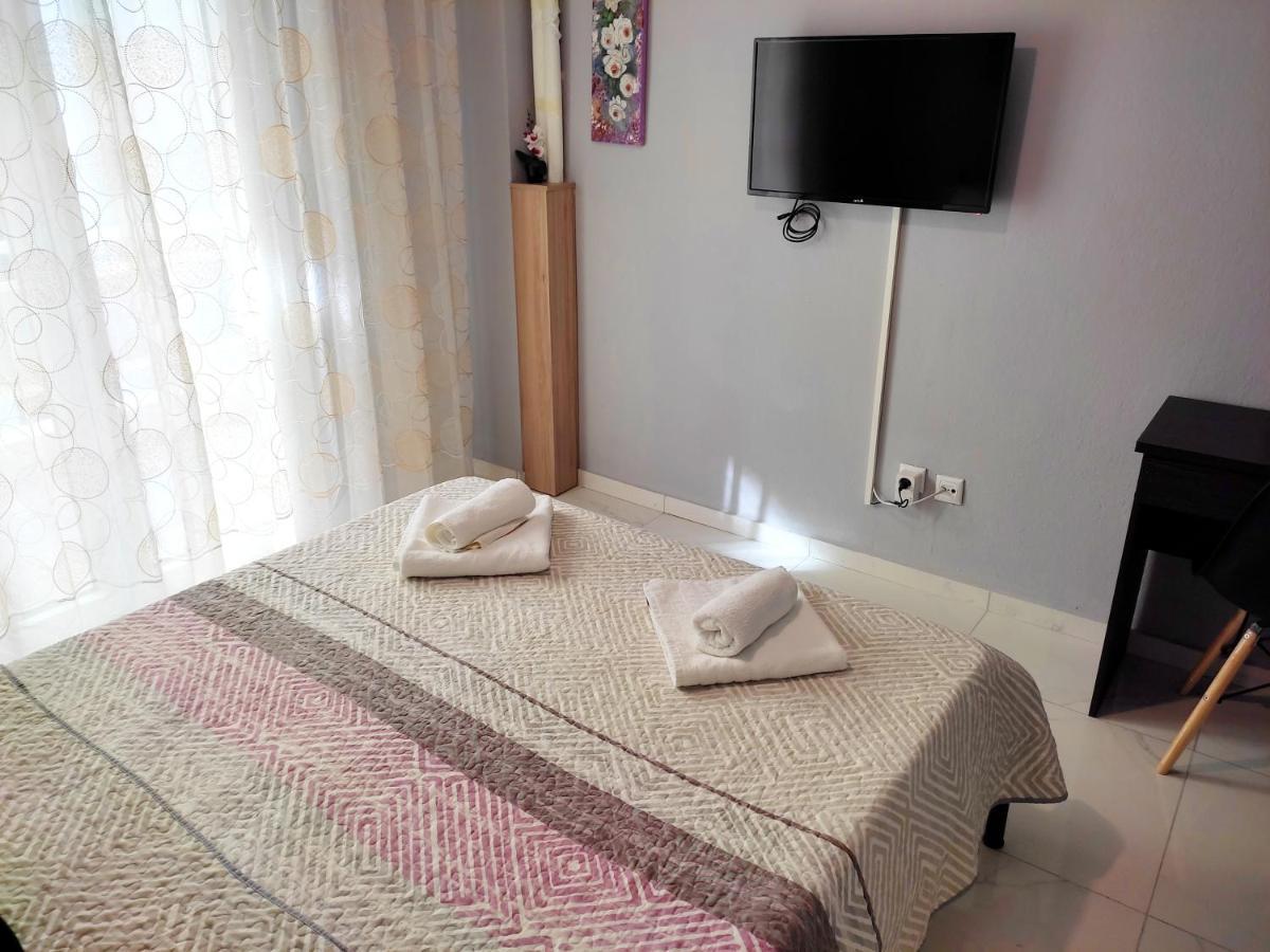Driftwood Center * Kavala